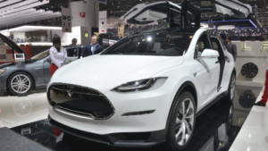 Tesla Model S and Model X updates for 2025, showcasing advanced performance and luxury features.